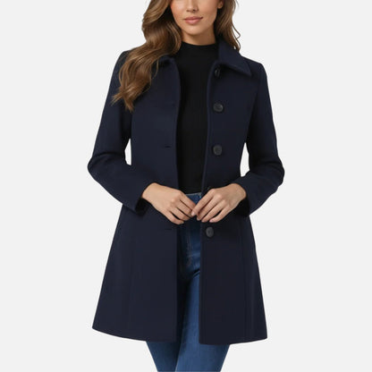 Eleganter Damenmantel mit klassischer Knopfleiste