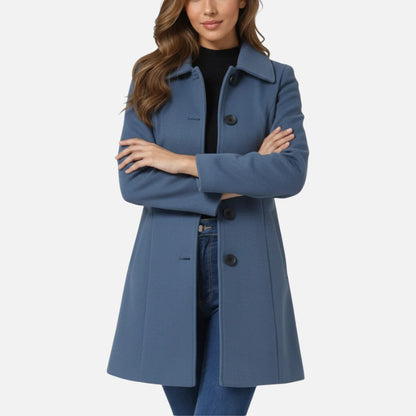 Eleganter Damenmantel mit klassischer Knopfleiste