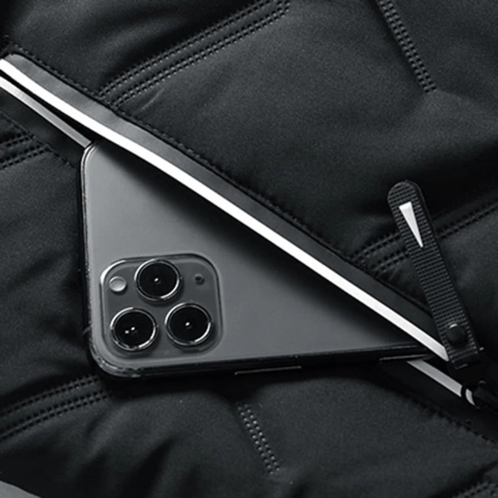 Steppjacke mit Stehkragen und Reißverschlusstaschen