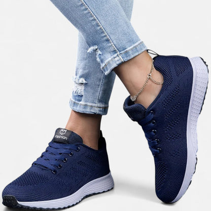 Atmungsaktive Sneaker mit Strickdesign