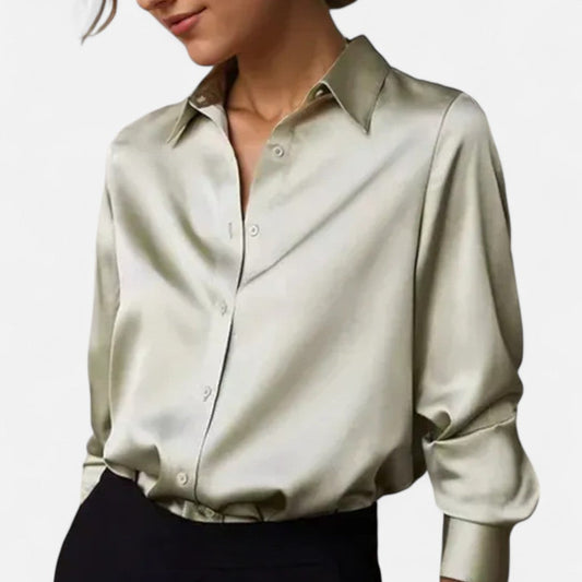 Satinbluse mit Knopfleiste und klassischem Kragen