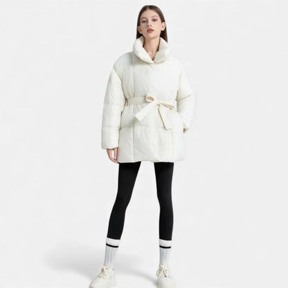 Wattierte Damenjacke mit Bindegürtel