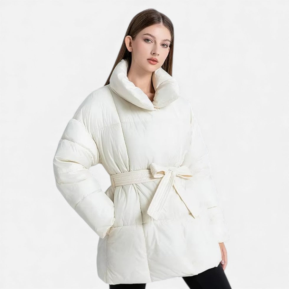 Wattierte Damenjacke mit Bindegürtel