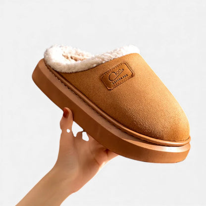 Gefütterte Hausschuhe mit Warmfutter