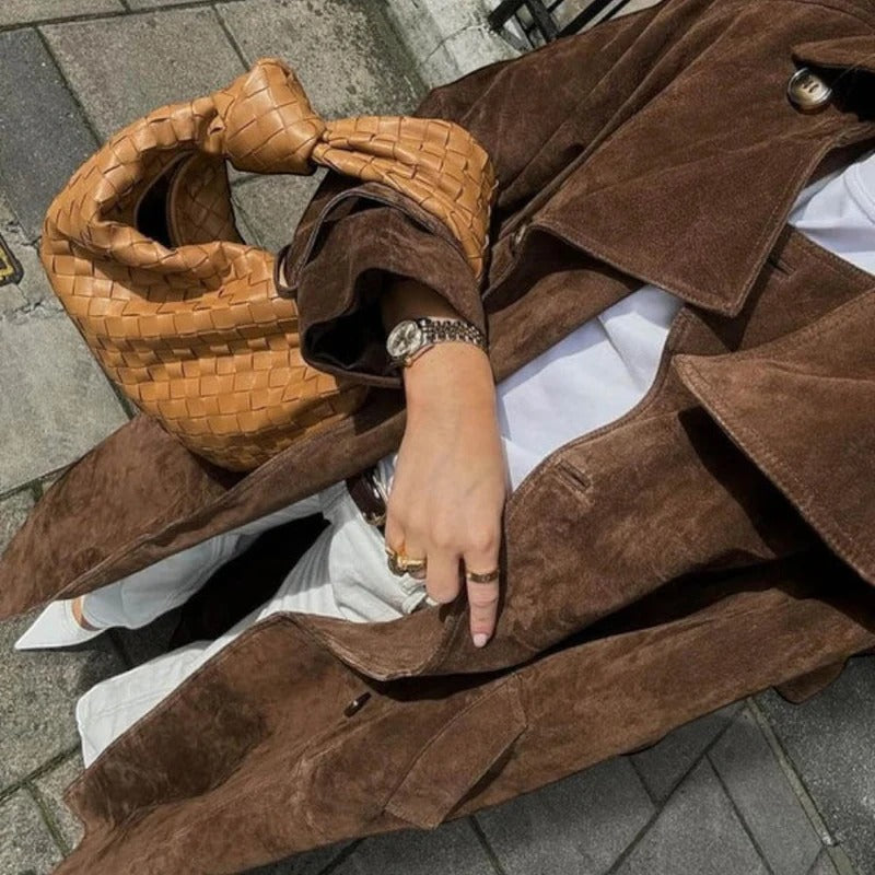 Langer Trenchcoat aus Wildlederoptik