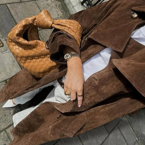 Langer Trenchcoat aus Wildlederoptik